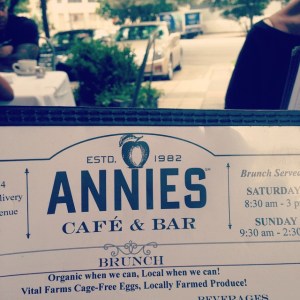 Annie's Cafe and Bar